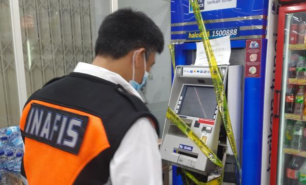 Mesin ATM BCA Indomaret di Tasikmalaya Dibobol Pencuri, Uang Ratusan Juta Raib