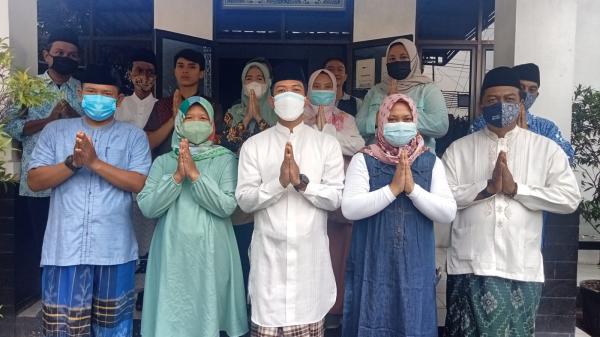Hari Santri ASN di Kelurahan Kesenden, Mengenakan Busana Muslim