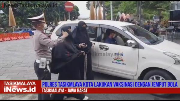 Video Polres Tasikmalaya Kota Kejar Capaian Target Vaksinasi Buka Gerai Vaksinasi di Taman Kota