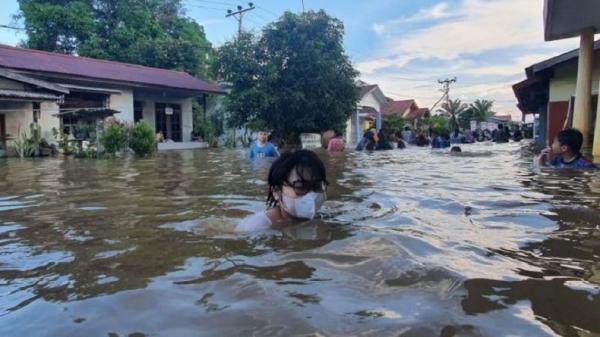 Banjir di Sekadau Kalbar Tewaskan 1 Orang, Rendam 2.541 Rumah dan 8.430 Jiwa Terdampak