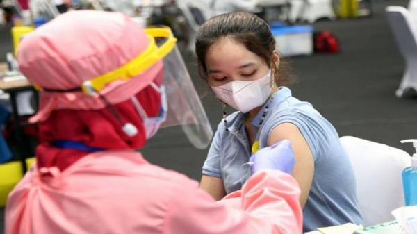 Indonesian, Negara Kelima Vaksinasi Terbanyak: 200 Juta Vaksin Sudah Disuntikkan