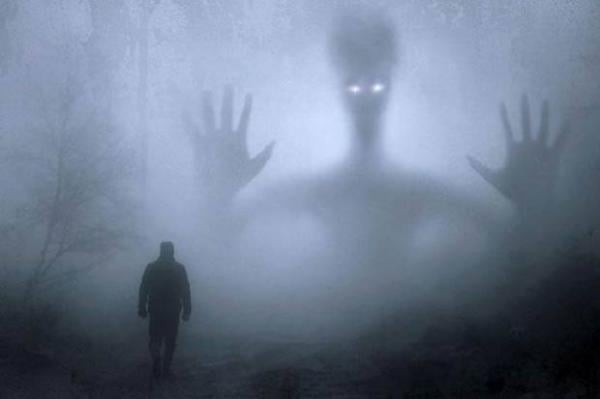 Begini Penjelasan Ilmiah Ketika Kita Suka Melihat Penampakan Hantu