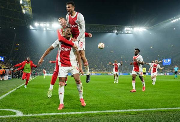 Hasil Liga Champions: Pecundangi Dortmund 1-3, Ajax Lolos ke 16 Besar