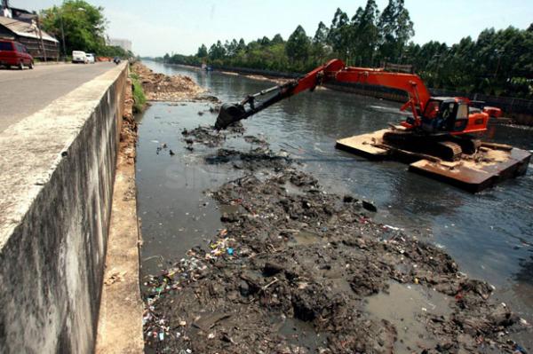 Pemkab Bekasi Selalu Berupaya Mengatasi Banjir Tahunan dan Saat ini Sekitar 44 Kegitan Normalisasi