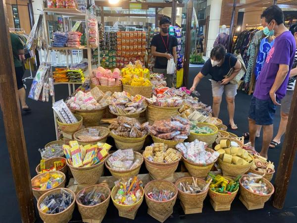 Cemilan Tradisional Tidak Ada Matinya