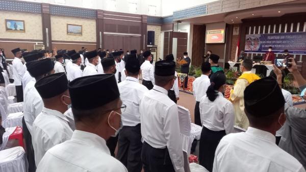 Bupati Rafiq Lantik 119 Pejabat Fungsional dan Kepala Sekolah di Karimun
