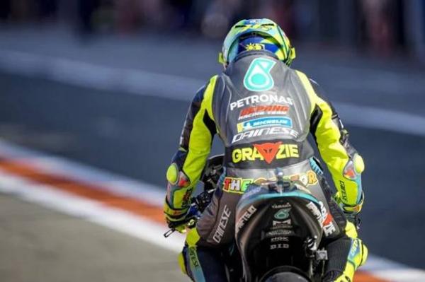 Akhir Perjalanan Valentino Rossi Raih 9 Gelar Juara Dunia, Awali Sejarah di Sentul