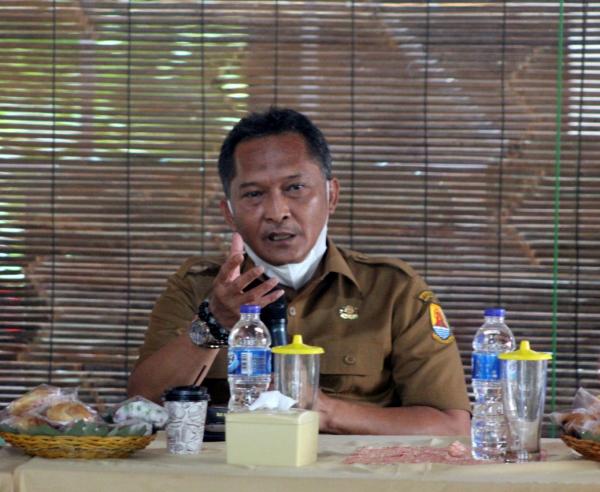 Sekda Kabupaten Cirebon Minta DPPKBP3A Pertumbuhan Penduduk Harus Batas Normal