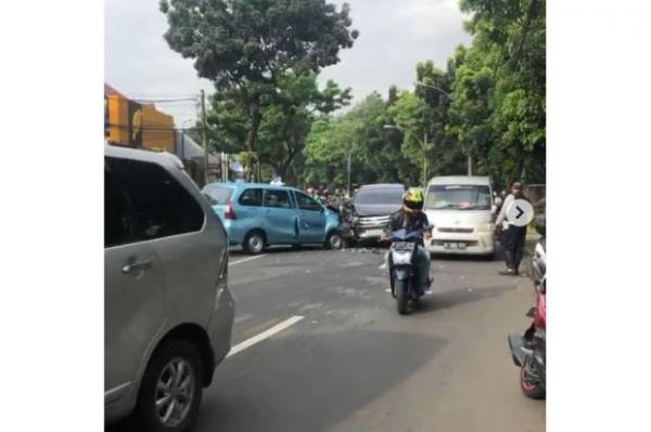 Gagal Nyalip, Pemotor Jadi Penyebab Tabrakan Beruntun di Bintaro