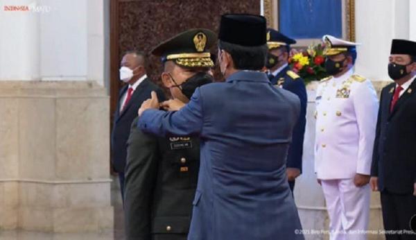 Dilantik Jadi KSAD, Pangkat Dudung Abdurachman Naik Jadi Jenderal TNI Bintang 4