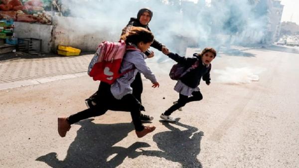 Brutal! Tentara Israel Tembaki 80 Siswi Palestina dengan Gas Air Mata hingga Mati Lemas
