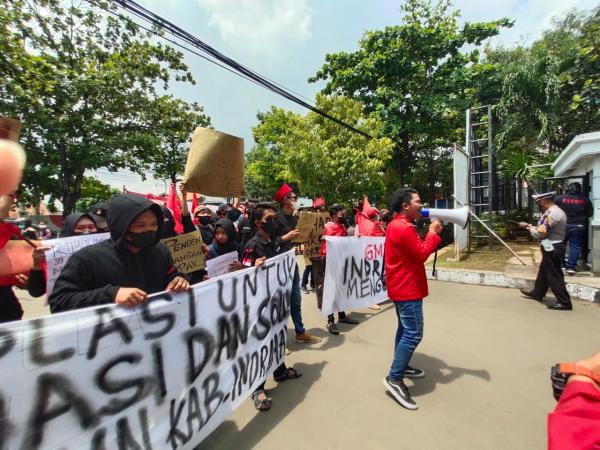 GMNI Indramayu Gelar Demo, Soroti 10 Program Kerja Bupati di 300 Hari Kerja
