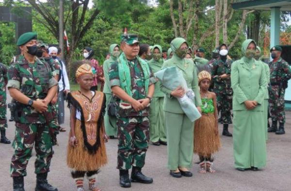 Pesan KSAD ke Prajurit TNI yang Bertugas : Tunjukkan Rasa Sayang Pada Masyarakat Papua