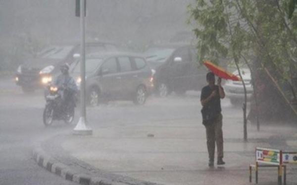BMKG Prediksi Siklon Tropis Paddy Bergerak Kesebelah Barat Daya Cilacap, Begini Dampaknya