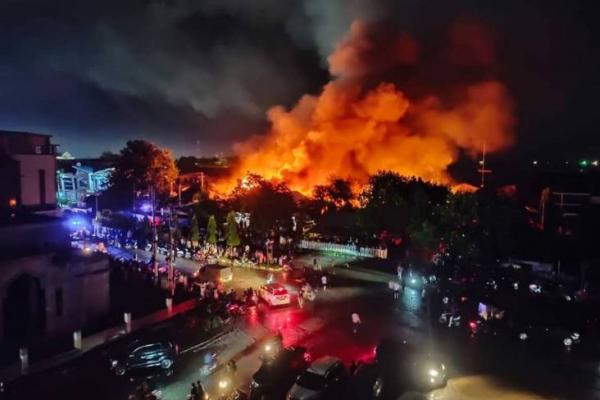 Belasan Rumah Warga dan Asrama Brimob di Lhokseumawe Ludes Terbakar