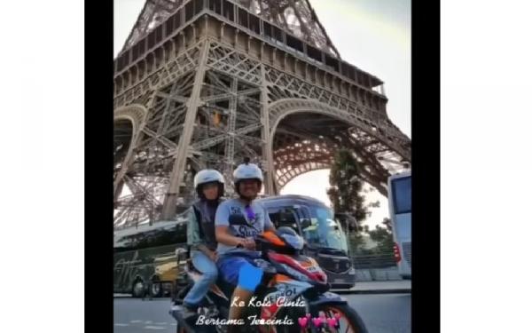 Sejoli Asal Malaysia ke Menara Eiffel Naik Motor Bebek, Netizen: Kirain Editan Ternyata Beneran