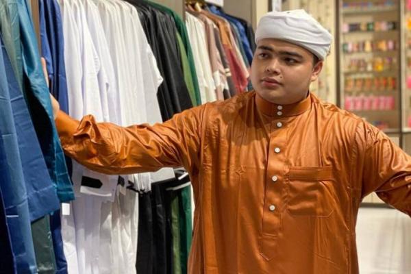 Para Artis Kirim Doa dan Ucapan Duka atas Wafatnya Ameer Azzikra