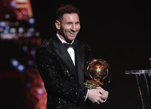 Lionel Messi Pemain Terbaik di Dunia, Raih Ballon dOr ke-7 Kalahkan Lewandowski dan Jorginho