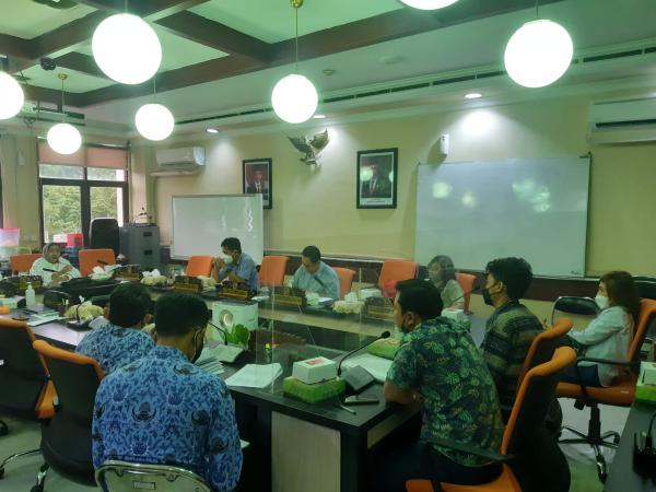 Lelang Rumah Sepihak Diduga Libatkan Mafia Surabaya  ​​​​​​​