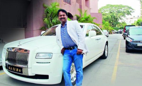Billionaire Barber dari India, Punya 400 Mobil Mewah