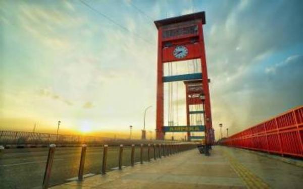 Jembatan Ampera Tutup Malam Pergantian Tahun 2022