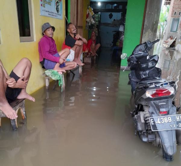 Hujan Deras dan Fungsi Drainase Buruk Sebabkan Rumah Warga Terendam Banjir