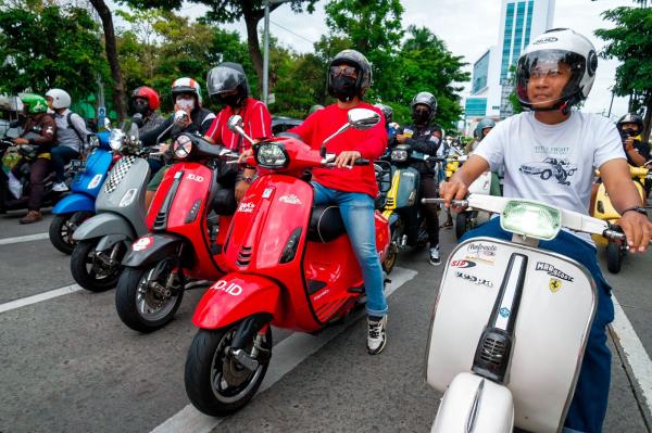 JD.ID Gelar Sunmori di Surabaya Bareng Komunitas Vespa