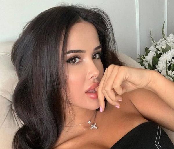 Model Cantik Yana Orfeeva Dapat Uang Jajan Rp57 Juta Per Hari Sejak Jadi Simpanan Pengaran Arab