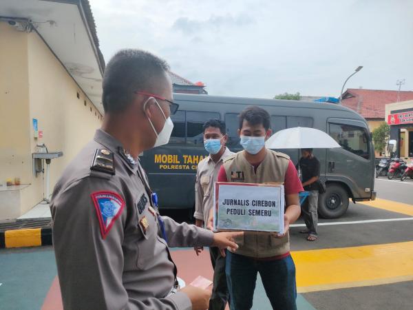 Peduli Bencana Letusan Semeru, Jurnalis Cirebon Galang Dana