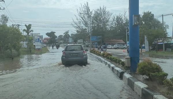 Banjir Rob Mengancam, BPBD Bangka Tengah Siagakan Relawan