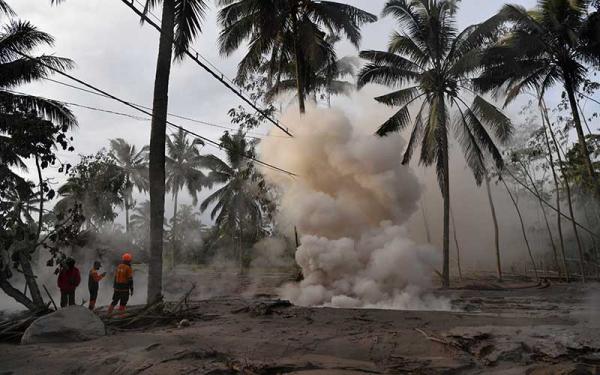 Erupsi Semeru, Jaringan XL dan Indosat Ooredoo Rusak Parah di Lumajang  ​​​​​​​