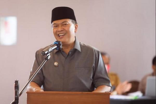 Wali Kota Bandung Oded M Danial Meninggal Kena Serangan Jantung