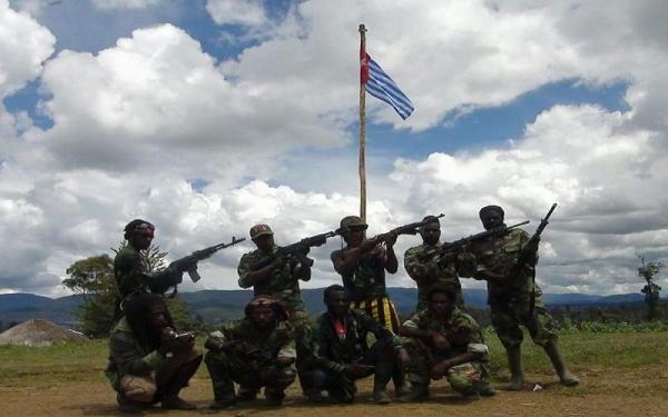 OPM Kibarkan Bendera Bintang Kejora di Intan Jaya Papua, Sebby Sambon: Mari Kita Berperang TNI-Polri