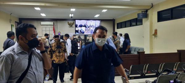 Diperiksa Di Ruangan Tanpa CCTV, Ajudan Bupati Nganjuk Pernah Ubah BAP 