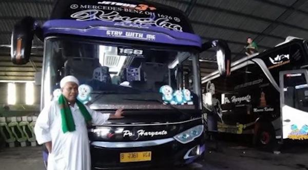 Sering Berpuasa dan Santuni Anak Yatim, Itu Rahasia Amalan Bos PO Haryanto Miliki 300 Bus