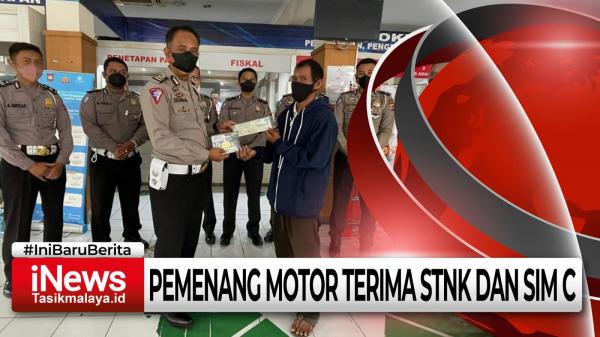 Video Setelah Dapat Hadiah Sepeda Motor Baru saat Vaksinasi, Kini Iing Terima SIM C dan STNK