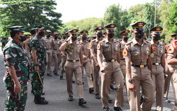 Gubernur AAL Sebut Cuti Pendidikan Adalah Dinas