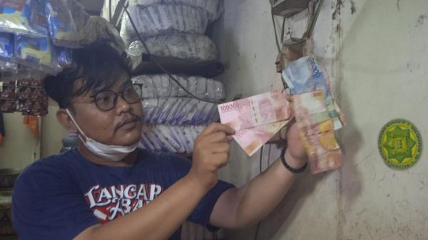 Marak Uang Palsu di Pasar Johar, Pedagang Resah