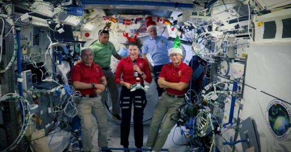 NASA Larang Astronot Nonton Film Dewasa di Stasiun Luar Angkasa, Ini Penyebabnya