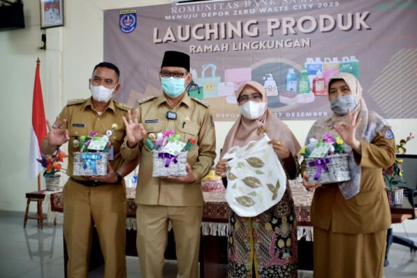 Produk Ramah Lingkungan dari Kecamatan Sukmajaya Bersama Komunitas Bank Sampah