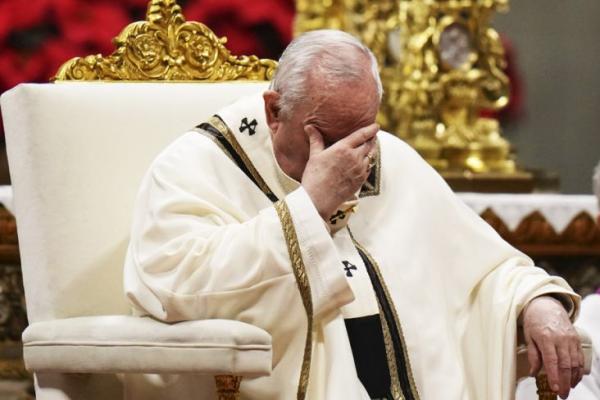 Pembaca Berita Buat Kesalahan Fatal, Tak Sengaja Umumkan Kematian Paus pada Hari Natal
