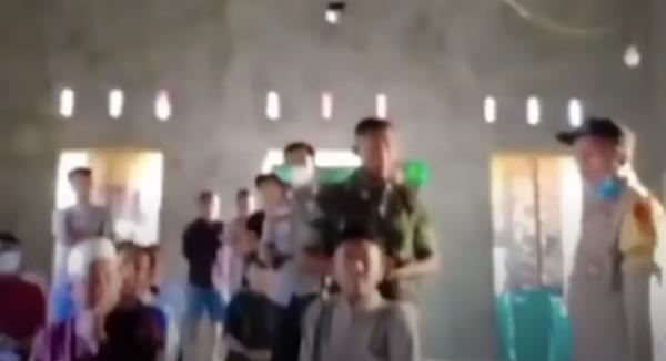 Viral, Ibadah Natal di Tulangbawang Lampung Dihentikan Sejumlah Oknum Didampingi Polisi dan TNI