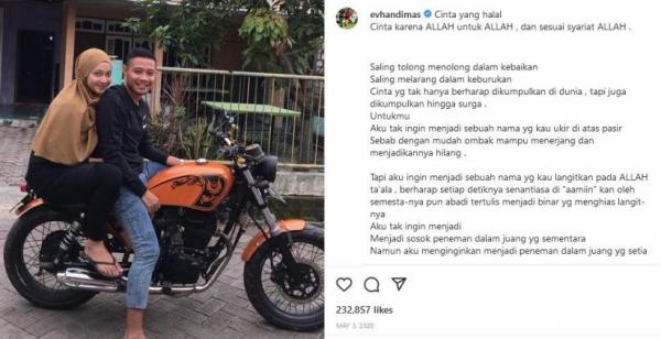 Evan Dimas Unggah Foto Bonceng Istri Naik Motor, Bikin Netizen Baper