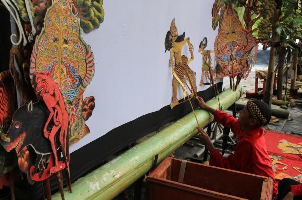 Dalang Bocah Ramaikan Umbul Dungo Surabaya On Stage Festival 2021