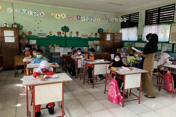 Pelajar Senang dan Tidak Bosan, PTM 100%  Berlangsung Aman di Kota Tangerang