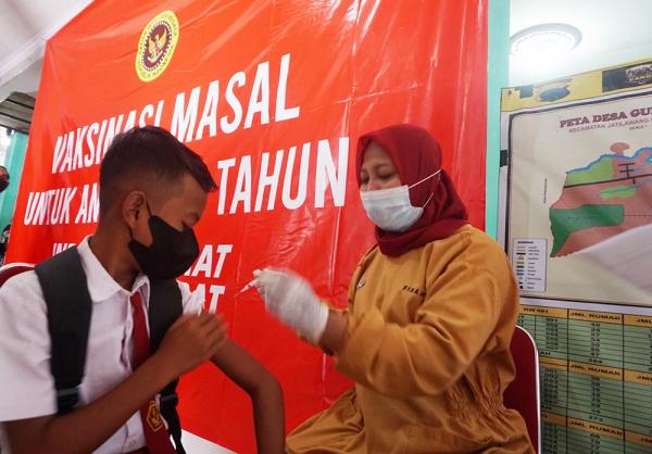 Lebih dari 1.000 Anak Usia 6-11 Tahun di Banyumas Terima Vaksin dari Binda Jateng