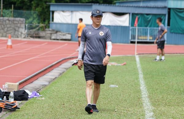 Shin Tae-yong Tendang Osvaldo Haay di Sesi Latihan Timnas Indonesia, Kenapa?