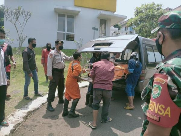 Mayat Membusuk Ditemukan di Aliran Sungai Ciamut Komplek Rivela Park Bogor Selatan