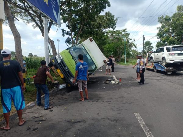 Kecelakaan Pintu Masuk Bandara Banyuwangi, Polisi Amankan Barang Bukti