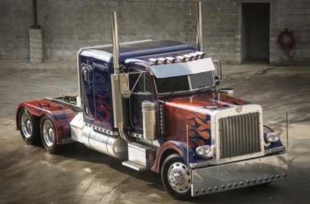 Wujud Optimus Prime Ada di Dunia Nyata, Yuk Intip Spesifikasi Truk Peterbilt 379